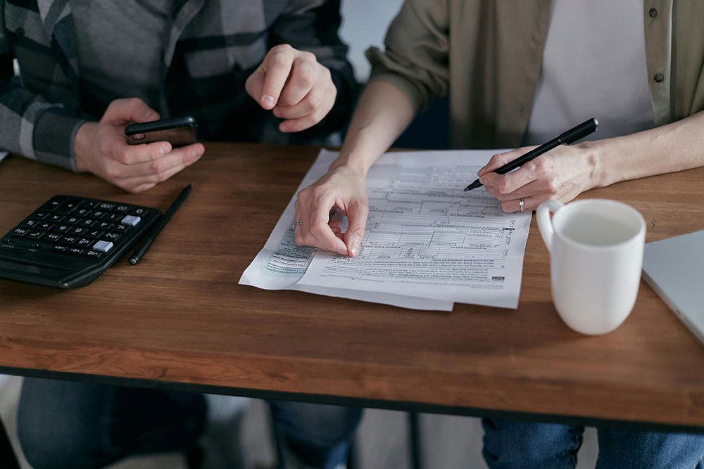 Can You Transfer a 401(k) to an RRSP? Cross-Border Rules Explained